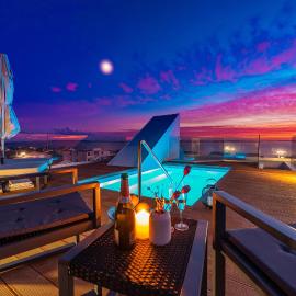 Bekina, stylish rooftop pool apartment