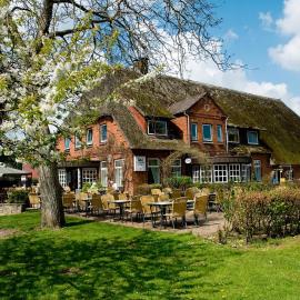 Landgasthof Kasch - Hotel und Restaurant, khách sạn ở Malente