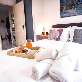 Lux apartment downtown, hotel in Serres