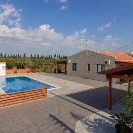 BerryRose Villa, hotel a Perivólia