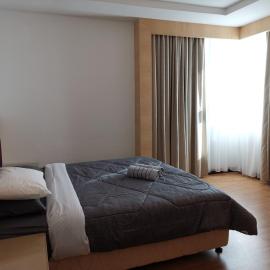 Bernard Holiday Home 2 @ Boulevard Imperial Suite Kuching, hotel i Kuching