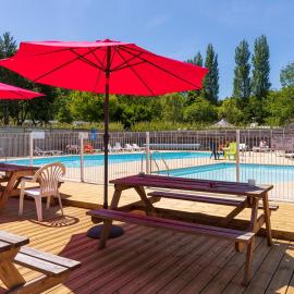 Camping de la Baie de Térénez, отель в городе Plouézocʼh