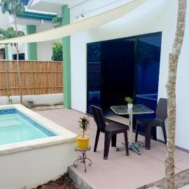 Chez Melanie Valencia Dumaguete GetAway โรงแรมในValencia