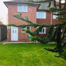 Glenbrae House 3 bedrooms near Nantwich with countryside views on private driveway, hotel in Nantwich