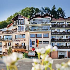 DEVA Hotel Renchtalblick، فندق في أوبركيرش