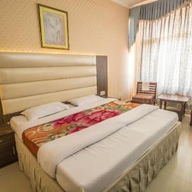 WOW STAYZ2 Hotel Jahanvi Dale
