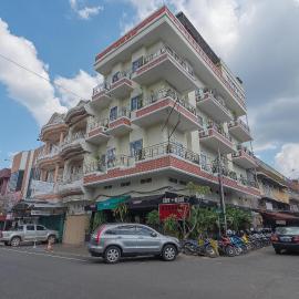 RedDoorz at H Agus Salim Street Pontianak, hotel in Pontianak