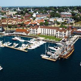 The Newport Harbor Hotel & Marina、ニューポートのホテル