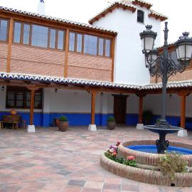 Hotel El Cortijo de Daimiel, хотел в Даймиел