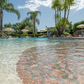 Residence Villa Rosi: Laureana Cilento'da bir otel