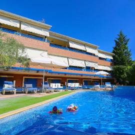 Philoxenia Village Hotel-Studios