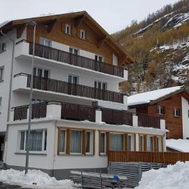 Haus Astoria, hotel a Saas-Grund