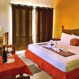 Hotel Real Colonial, khách sạn ở Valladolid