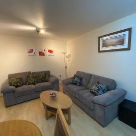 4 Varis Apartments