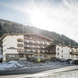 Hotel Kirchlerhof, hôtel à Tux