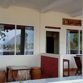 Bunga Ayu Seaside Resort, ξενοδοχείο σε Pelabuhan Ratu