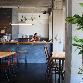 Tagore Harbor Hostel, hotell i Numazu