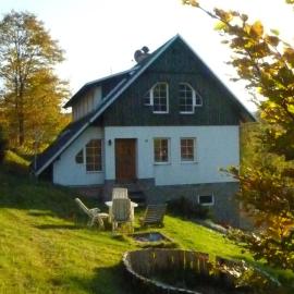 Niky, hotel in Josefŭv Dŭl