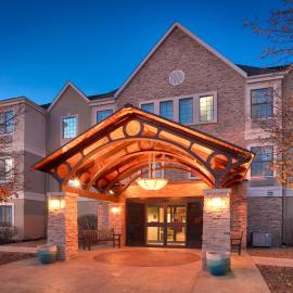 Staybridge Suites Peoria Downtown by IHG, hotel sa Peoria