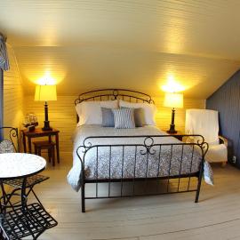 La Grange aux Hiboux Gîte et Restaurant B&B, hotel a La Baie