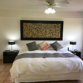 Suite Perfecta Cercana al centro Av Zaragoza S5, hotel in Casa Blanca La Corregidora