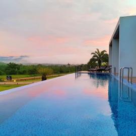 Belong Jin The Dam Hotel And Resort, Hotel in Ban Pha Saeng Lang