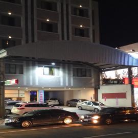 欣悅商務旅店, Hotel in Toufen