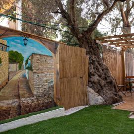 Mendy's Accommodation, hotel a Safed