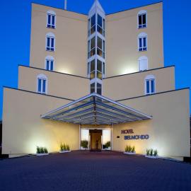Hotel Belmondo Leipzig Airport, hotel em Wiedemar