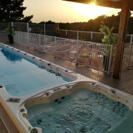Logis Hotel Le Tropicana, hôtel à Douville