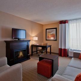 Holiday Inn Express Hotel & Suites Chatham South by IHG, hotel em Chatham
