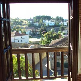 Artesano I y III, hotel din Navarredonda de Gredos