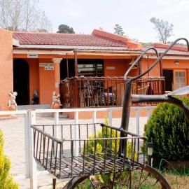 Rio Guest House, hotel din Tikoe