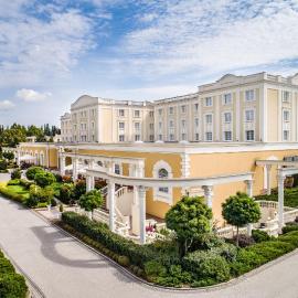 Hotel Windsor w Jachrance, hotel din Jachranka