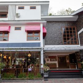 Baratha Hotel & Resto, Hotel in Bondowoso