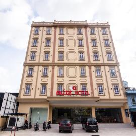 Blitz Hotel Batam Centre, hotel em Batam Center