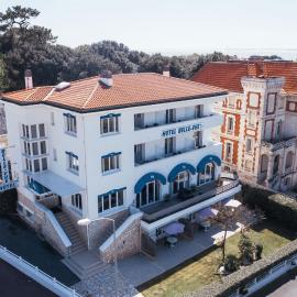 Hotel Belle Vue Royan, hotell i Royan