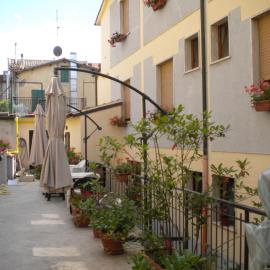 Albergo Ristorante Pizzeria La Bocca di Bacco, хотел в Абадиа Сан Салваторе