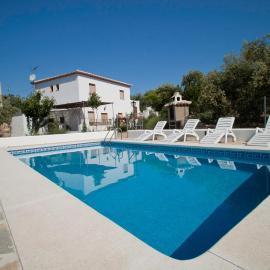 Casa Rural La Loma, hotel v destinácii Iznájar