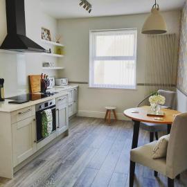 Viesnīca New 1 Bed First Floor Flat in Central Fareham pilsētā Fērema