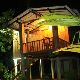 Ruk Sewana Villa Tree House, hotel in Sigiriya