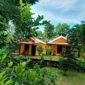 Amazon Cabanas, hotel in Tissamaharama