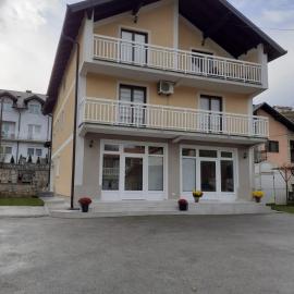 Sweet Holiday Home, hotel in Hadžići