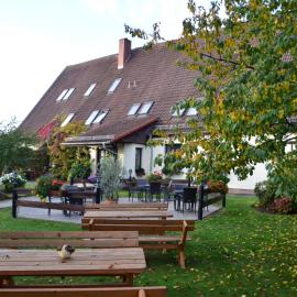 Pension Am Kirschberg, hotel em Bannewitz