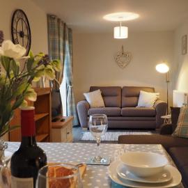 Hideaway Cottage, hotel in Halesworth