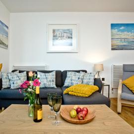 5 At The Beach - Beachfront, Parking, Pets welcome