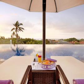 FOX Hotel Jimbaran Beach Bali, хотел в Джимбаран