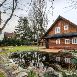 Roubenka Štěpánka: Svratka şehrinde bir otel