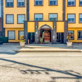 Monte Salerno Hotel & Suites, hotel en Montemorelos