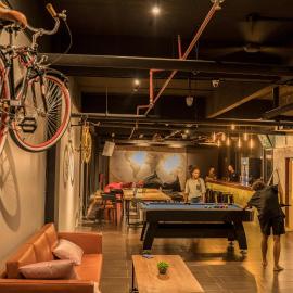 Bed Attitude Hostel Cenang、パンタイチェナンのホテル